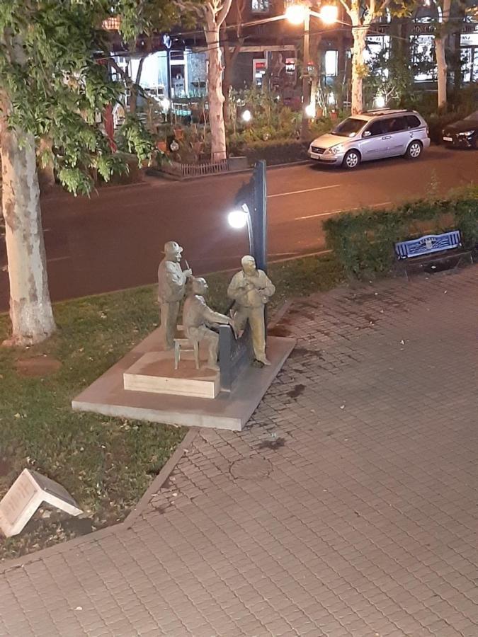 Yerevan, Abovyan 34 My Street Bagian luar foto