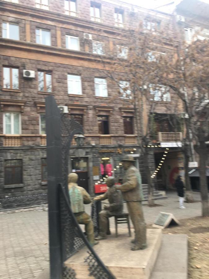 Yerevan, Abovyan 34 My Street Bagian luar foto